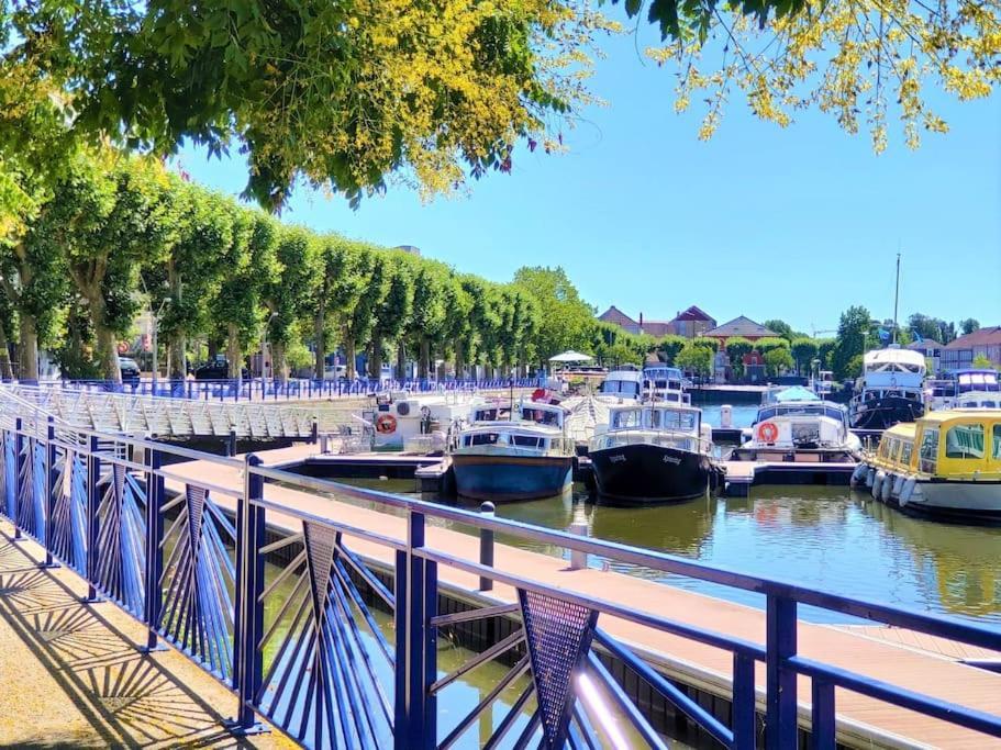 Le T3 Confort - Au Coeur De Montceau Buitenkant foto